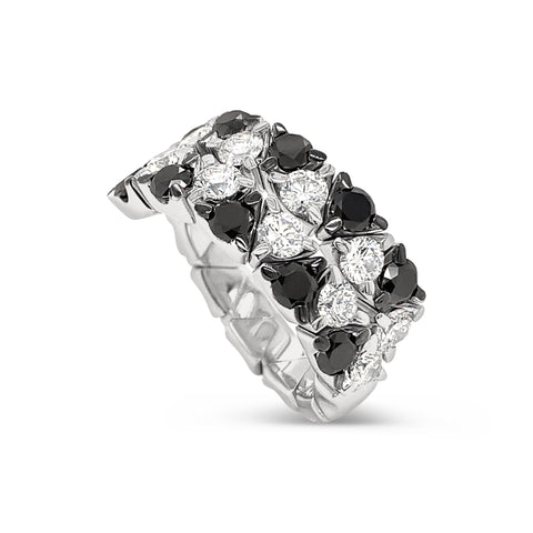 18K Black And White Diamond Stretch Ring 3.02 ctw