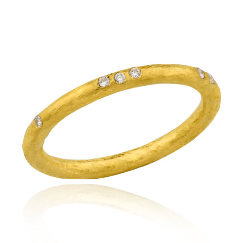 24K Band With Scattered Diamonds